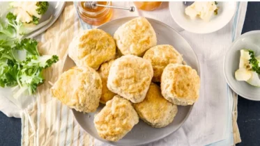 Brenda Gantts White Lily Buttermilk Biscuits Recipe