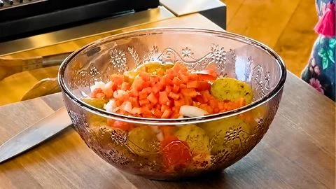 Combine the Salad